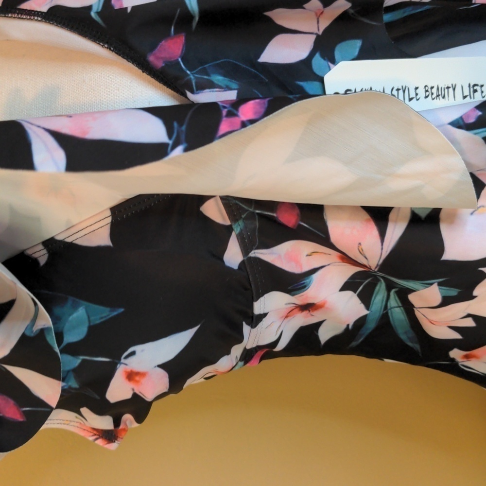 Sexy Deep V ONE PIECE Floral RUFFLE SWIM SUIT XL - Picture 7 of 13